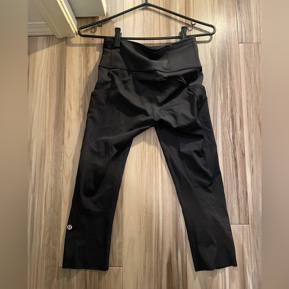 LULULEMON FAST AND FREE 19” HIGH RISE CROPPED PANTS - Picture 2 of 4